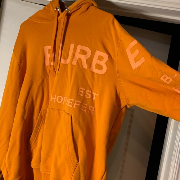 - Orange real burberry size large hoodie. In very good condition. Not been sold - Picture 1 of 6